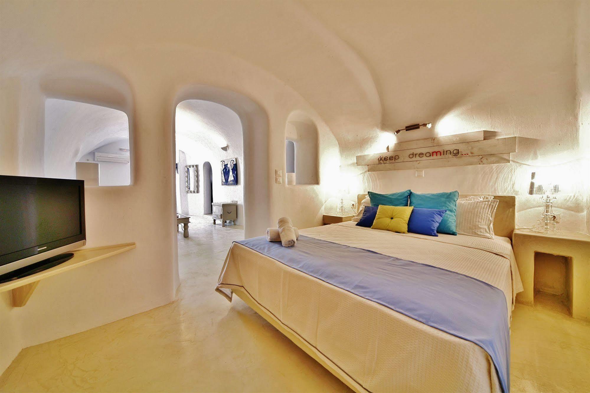 Chroma Suites Ía Kültér fotó
