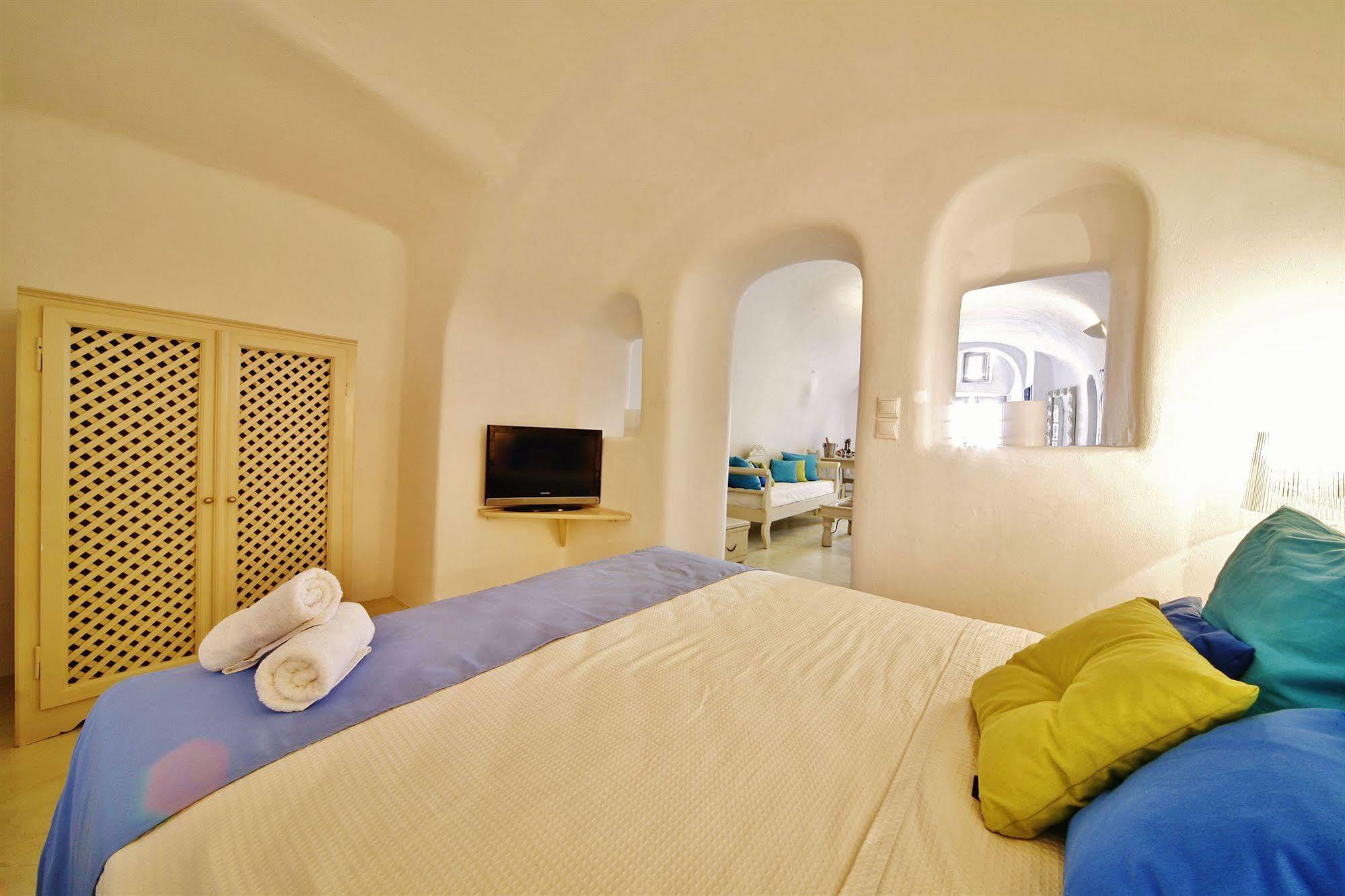 Chroma Suites Ía Kültér fotó